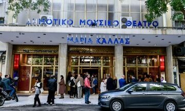 Έφοδος της αστυνομίας στο θέατρο Ολύμπια: Εκκένωση της κατάληψης - 10 συλλήψεις