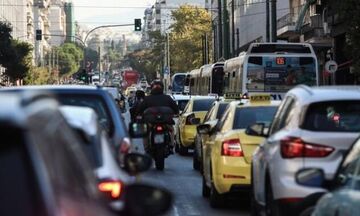 Κίνηση στους δρόμους: Μποτιλιάρισμα σε Λεωφόρο Κηφισού και Αθηνών - LIVE Χάρτης