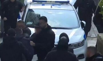 Ιωάννινα: Ελεύθεροι με περιοριστικούς όρους οι δύο συλληφθέντες για την οπαδική επίθεση