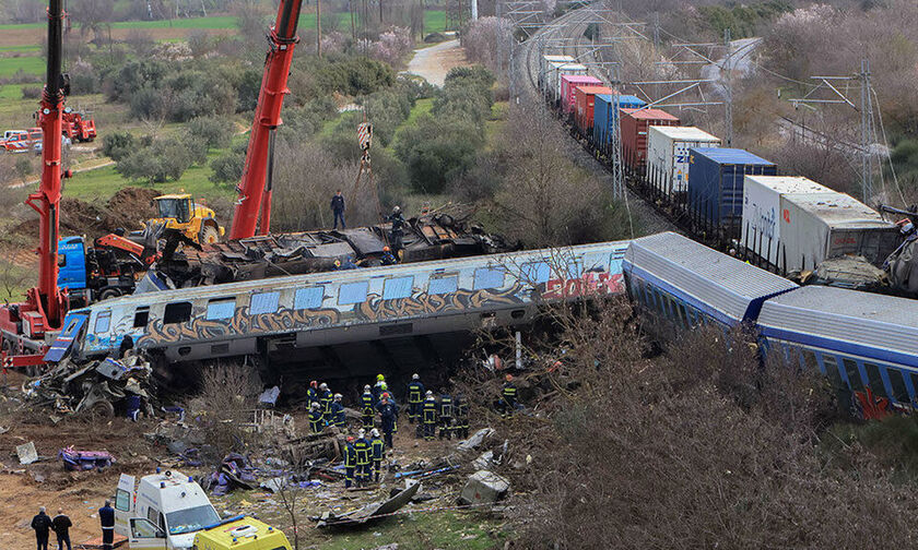 Τέμπη: Τρεις εν ενεργεία σταθμάρχες καταθέτουν για την τραγωδία