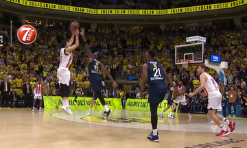 EuroLeague: Τρελάθηκε με το επικό τρίποντο του Σλούκα και ο σπίκερ είπε... καληνύχτα! (vid)