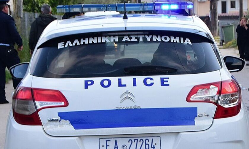 Συνελήφθη 58χρονος που φωτογράφιζε ανήλικες σε κολυμβητήριο