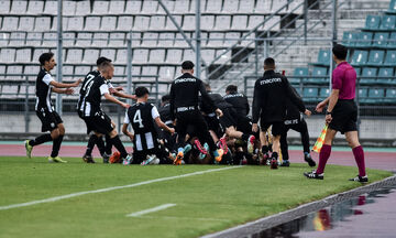 Super League K15: Ο ΠΑΟΚ απέκλεισε στα ημιτελικά τον Παναθηναϊκό με 2-0 