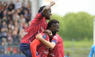 Ligue 1: Η Κλερμόν νίκησε τη Λιόν με ανατροπή 