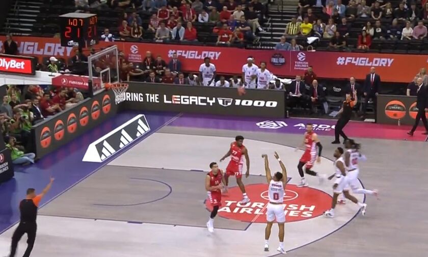 Το τρίποντο του Οκόμπο (vid)