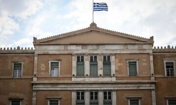 Πρόσω ολοταχώς για υπηρεσιακή κυβέρνηση - Ποιος θα είναι ο πρωθυπουργός