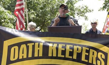 ΗΠΑ: Κάθειρξη 18 ετών στον ιδρυτή των «Oath Keepers» για την εισβολή στο Καπιτώλιο