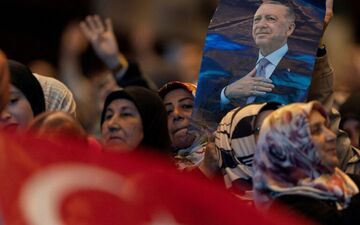 H Tουρκία στις κάλπες – «Υπαρξιακό» διακύβευμα για Ερντογάν και Κιλιτσντάρογλου