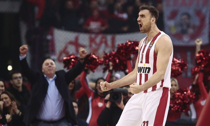 Ολυμπιακός: Πρόταση σε Μιλουτίνοφ