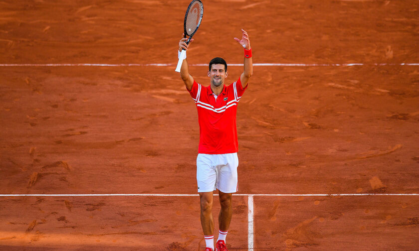 Roland Garros: Δύσκολη νίκη του Τζόκοβιτς κόντρα στον Φοκίνα 
