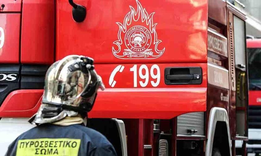 Άλιμος: Μεγάλη φωτιά σε κατάστημα επίπλων στη Λεωφ. Ποσειδώνος