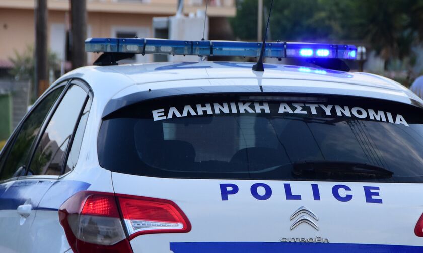 Συνελήφθη διακινητής παράτυπων μεταναστών στη Θεσσαλονίκη