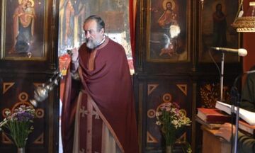 Άγιος Νικόλαος Ραγκαβά: Επέστρεψε στα καθήκοντά του ο πατήρ Αλέξανδρος με απόφαση Ιερώνυμου (vid)