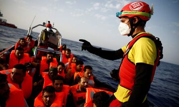Ισπανία: Σωτήρια επέμβαση της Open Arms για 117 μετανάστες σε πλοιάριο