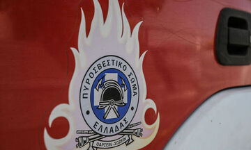 Φωτιά στο Μηλάκι Ευβοίας: Επιχειρούν 55 πυροσβέστες και 17 οχήματα της Πυροσβεστικής