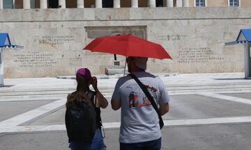 Καύσωνας «Κλέων»: Τα 10 μέτρα προστασίας - Τι πρέπει να αποφύγετε