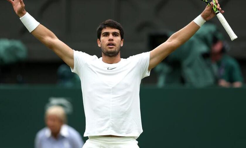 O Kάρλος Αλκαράθ εκθρόνισε τον Tζόκοβιτς στο Wimbledon και διατηρήθηκε στο Νο1!