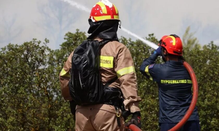 Πυροσβεστική: Ανάκληση αδειών για όλους τους ένστολους