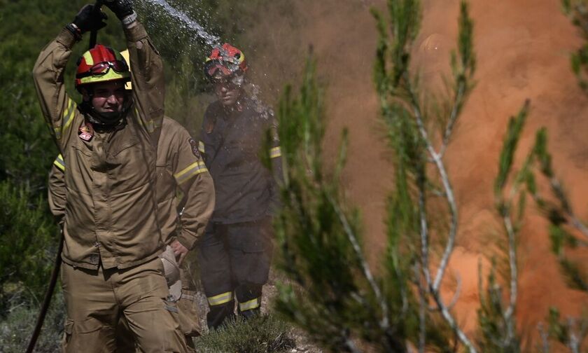 Φωτιά στον Ασπρόπυργο - Νέο «μέτωπο» για την Πυροσβεστική