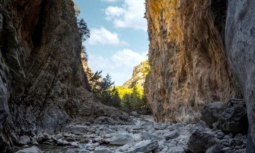 Φαράγγι της Σαμαριάς: Ακρωτηριάστηκε ο τουρίστας που καταπλακώθηκε από βράχο