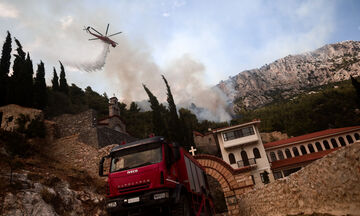 Φυλή: Ποιοι δρόμοι είναι κλειστοί λόγω της πυρκαγιάς