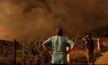 Φωτιές στον Έβρο: Ανεξέλεγκτα τα δύο πύρινα μέτωπα - Απειλείται το χωριό Λευκίμμη