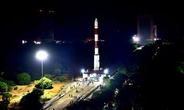Όχημα διαστημικής παρατήρησης για τη μελέτη του ήλιου εκτόξευσε η Ινδία