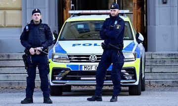 Σουηδία: 10 συλλήψεις σε ταραχές μετά το κάψιμο του Κορανίου από Ιρακινό πρόσφυγα