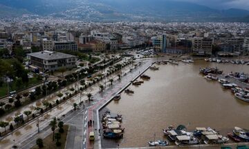 Κακοκαιρία "Daniel": Συνολικά 1.500 κλήσεις στο Κέντρο Επιχειρήσεων της Πυροσβεστικής