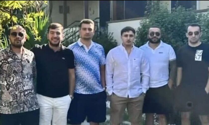 Από το σπίτι στη Λούτσα η φωτογραφία ντοκουμέντο με τους έξι Τούρκους (vid)