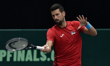 Davis Cup: Ο Τζόκοβιτς οδήγησε τη Σερβία στους «8» της Μάλαγα