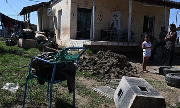 Πλημμύρες Θεσσαλία: Αποζημιώσεις 25,6 εκατ. σε 4.377 νοικοκυριά για οικοσκευές και πρώτες ανάγκες