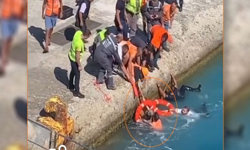 Τήνος: Γυναίκα έπεσε στο λιμάνι - Βίντεο από την επιχείρηση διάσωσης (vid)