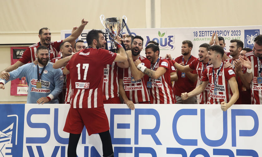 ΑΕΚ - Ολυμπιακός 25-26: «Ερυθρόλευκο» το Super Cup με buzzer beater του Σάββα (highlights)