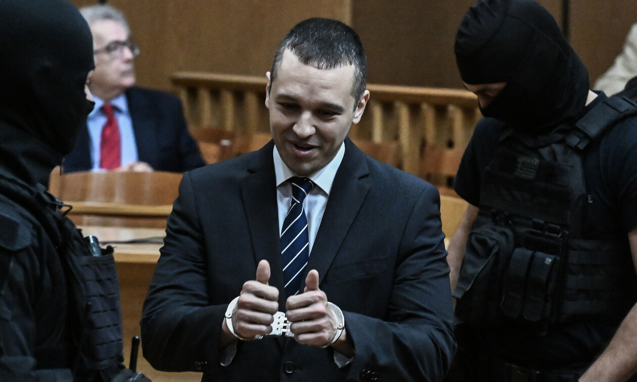 Ηλίας Κασιδιάρης: Η απεργία πείνας των κρατούμενων τον κρατάει στις φυλακές Δομοκού