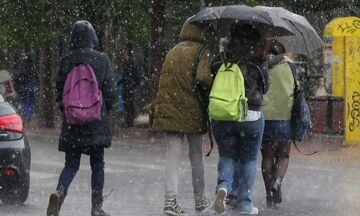 «Επέλαση» της κακοκαιρίας από Δευτέρα - Έρχονται βροχές και καταιγίδες - Ανησυχία για τη Θεσσαλία