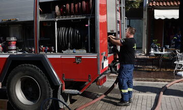 Σεπόλια: Φωτιά σε εγκαταλελειμμένο κτίριο  