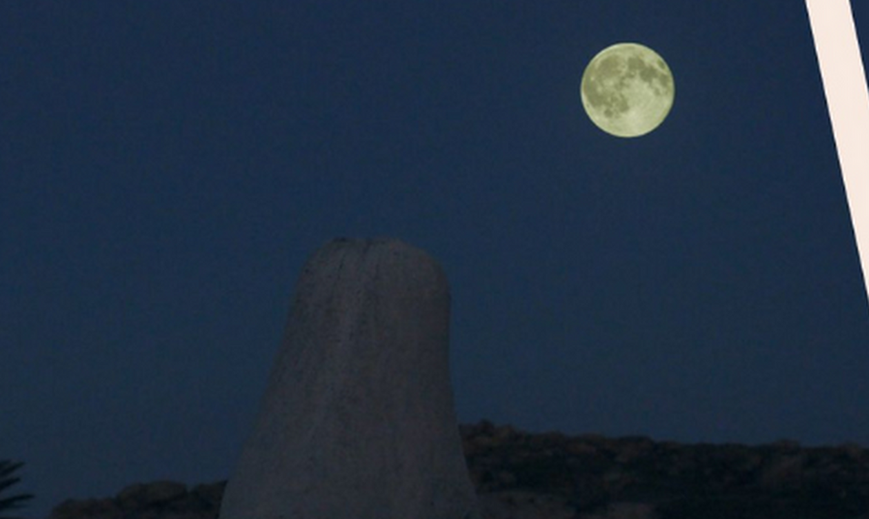 Στιγμιότυπα από τη μαγευτική συναυλία του Δημήτρη Παπαδημητρίου στη Δήλο (vid)