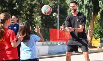 Ο Ολυμπιακός στο 17ο Δημοτικό σχολείο Πειραιά!