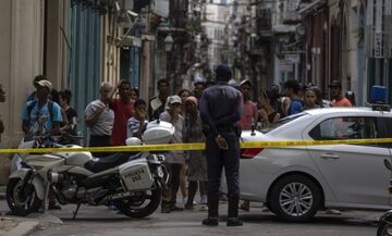 Κούβα: Τρεις νεκροί από κατάρρευση κτιρίου στην παλιά Αβάνα