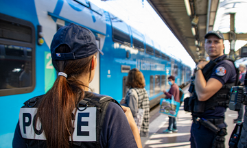 Παρίσι: Nέα απειλή για βόμβα - Εκκενώνεται ο σιδηροδρομικός σταθμός «Λιόν» - Έκλεισε το Λούβρο