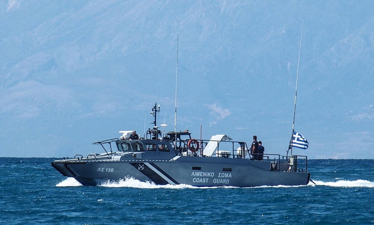 Ναυάγιο στη Σύμη: Τρεις νεκροί μετανάστες - Το λιμενικό συνεχίζει την έρευνα