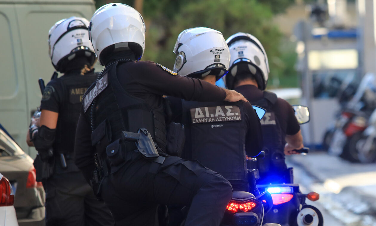 Οπαδικό επεισόδιο στη Θεσσαλονίκη: Στην ανακρίτρια οι τρεις από τους 15 συλληφθέντες