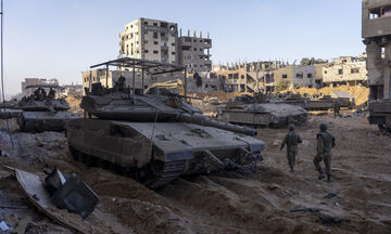 Γάζα: Ισραηλινά άρματα και ανταλλαγή πυρών κοντά σε νοσοκομεία - Νεκροί και τραυματίες