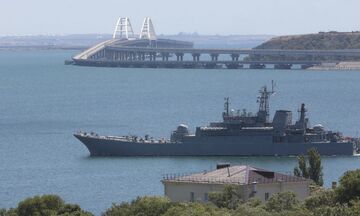 Ουκρανία: «Βυθίσαμε ρωσικά αποβατικά σκάφη στην Κριμαία»