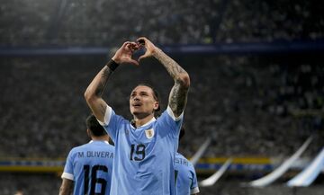 Η Ουρουγουάη έσπασε το αήττητο της Αργεντινής (2-0)