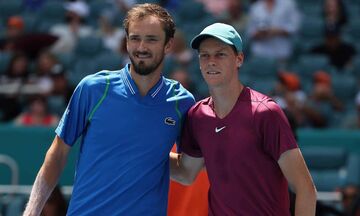 ATP Finals: Ο Σίνερ κέρδισε και τον Μεντβέντεφ και πέρασε στον τελικό! (highlights)