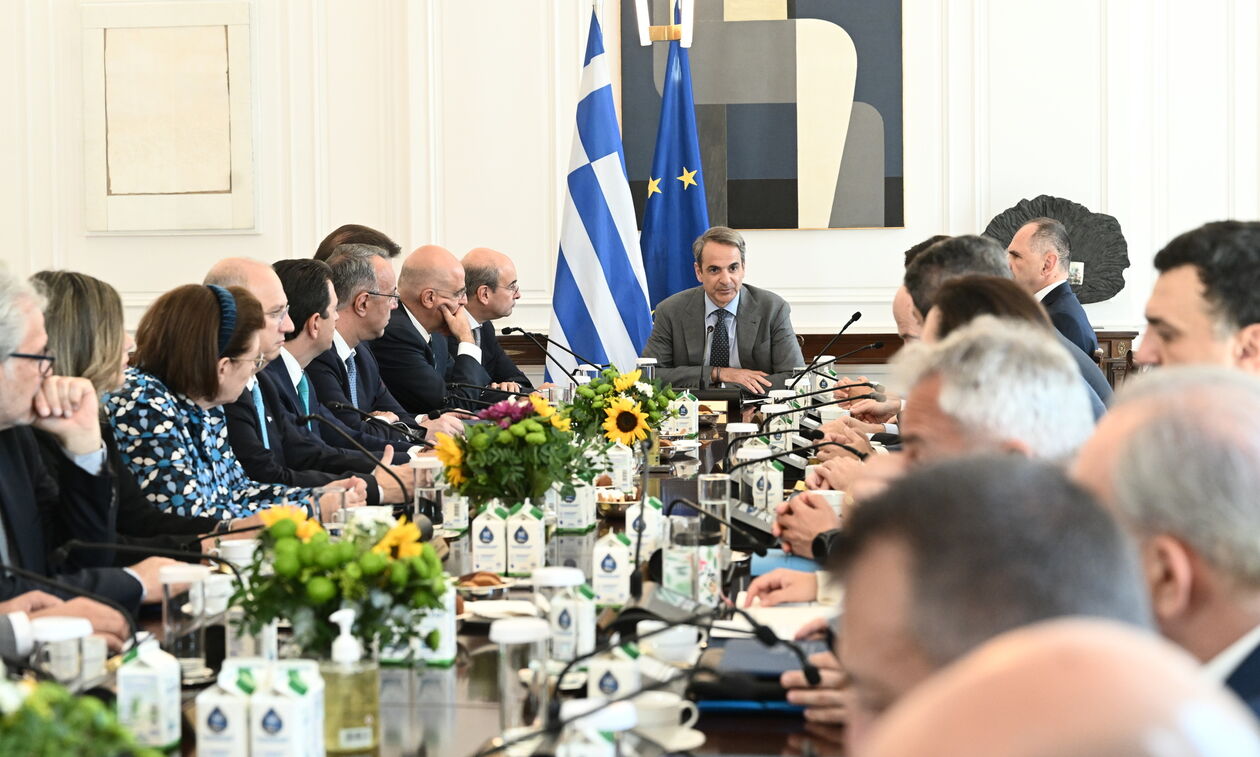 Yπουργικό Συμβούλιο: Συνεδριάζει υπό τον Μητσοτάκη - Τα θέματα της συνεδρίασης 