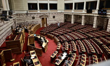 Βουλή: Επιστολή των 11 για συγκρότηση νέας Κοινοβουλευτικής Ομάδας
