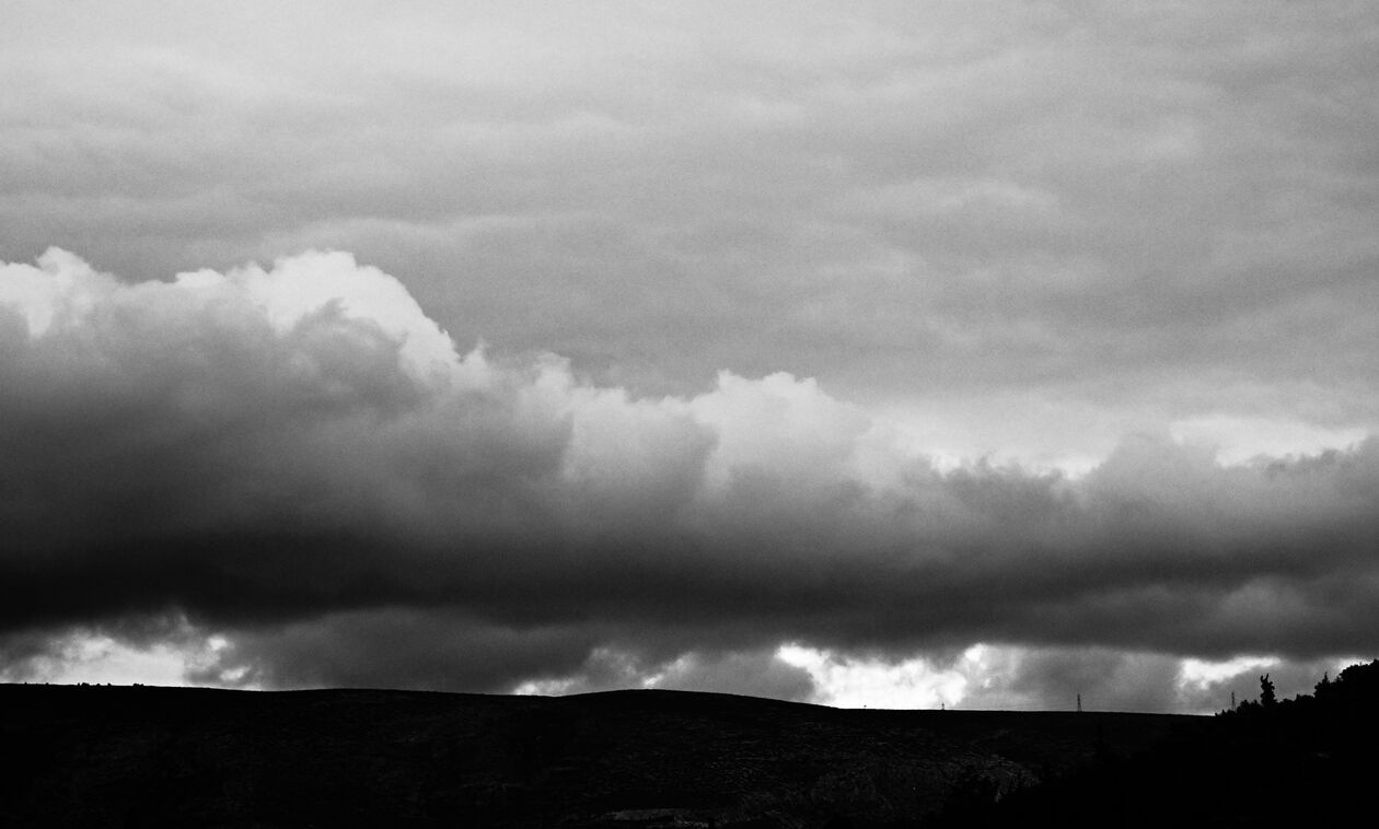 Meteo: Σφοδρές βροχοπτώσεις και καταιγίδες - Πού έβρεξε περισσότερο